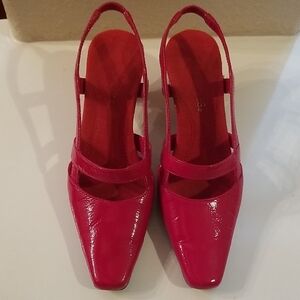 Stylish Cherry Red Slingback Strappy Pumps, Low Kitten-Style Heels, Size 5.5